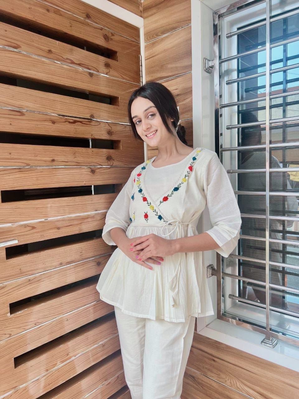 White Traditional Cord set