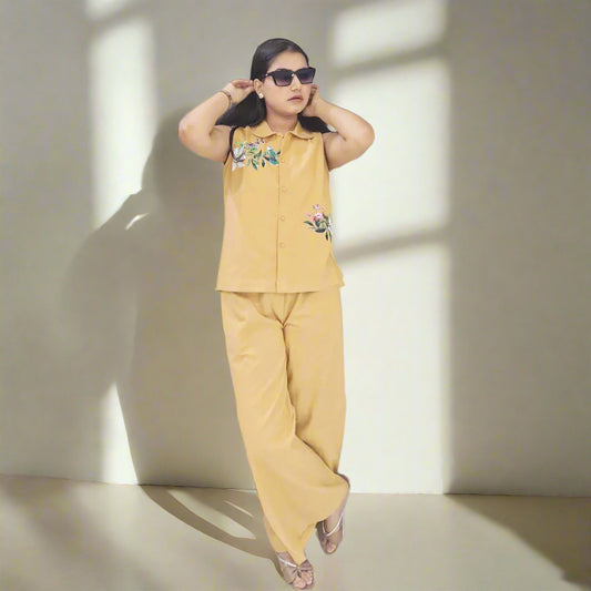 Yellow Placement print sleeveless Co-Ord Set