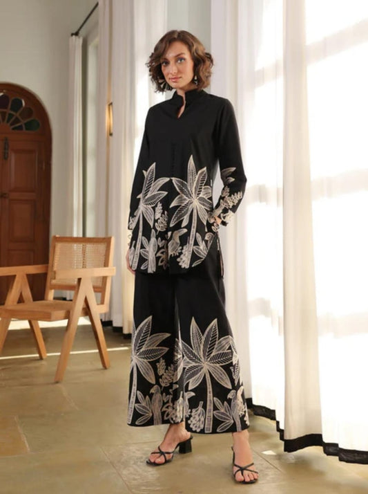 Black Placement Print Set
