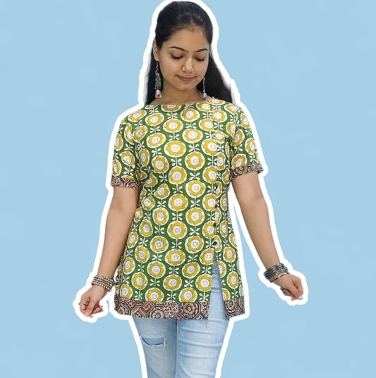 Slit Short kurti